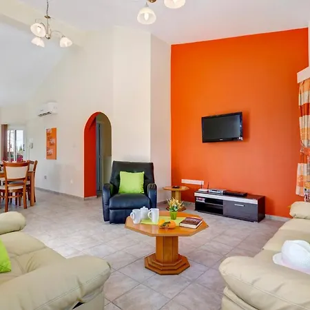 Coral Bay 3Bedroom Villa Marios With Pool Maa